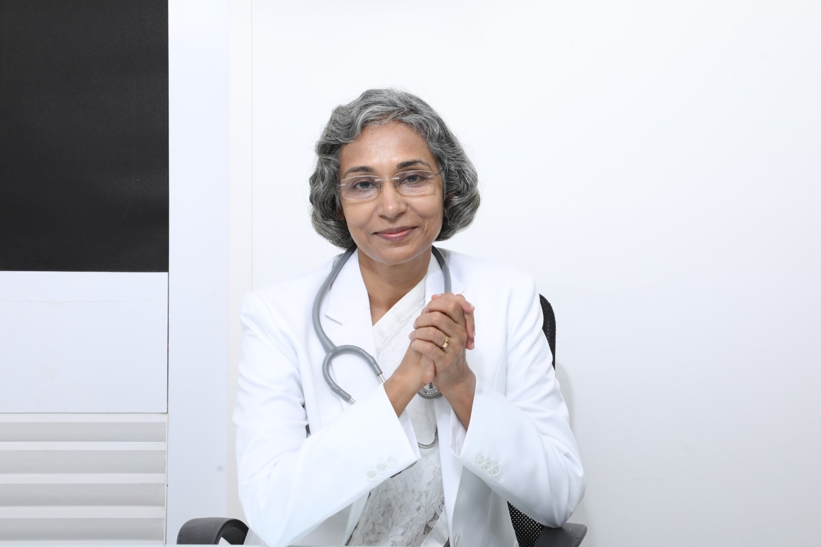 Dr. Jolly Thomson